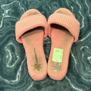 Manebí Terry Cloth Slippers
